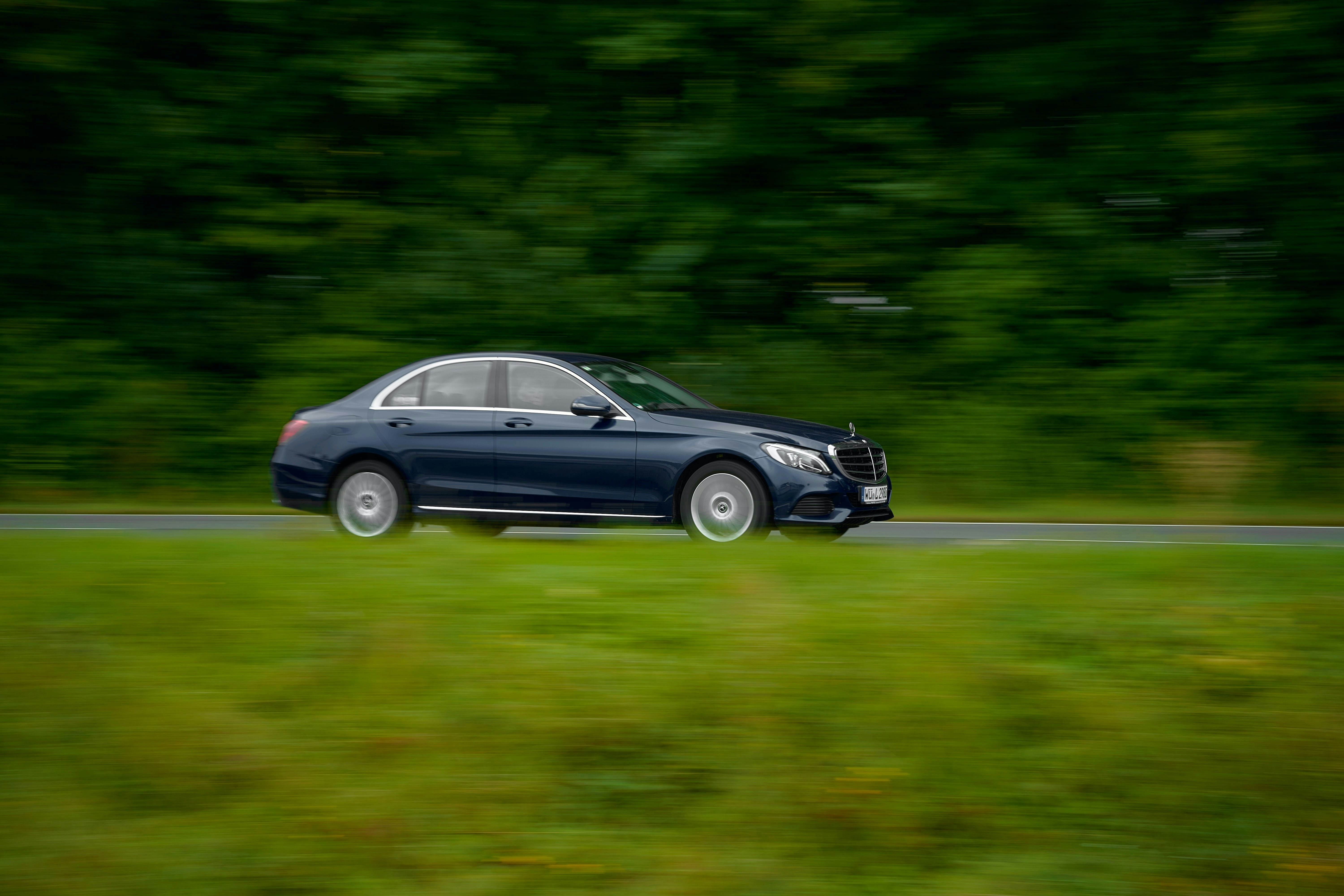 Data Otomotiv Mercedes-Benz Araç